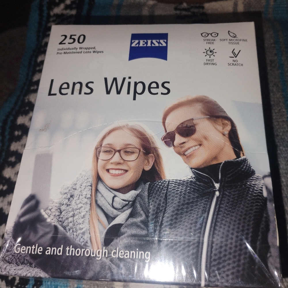 ♥️Awesome/250 Lens Wipes box 🎁